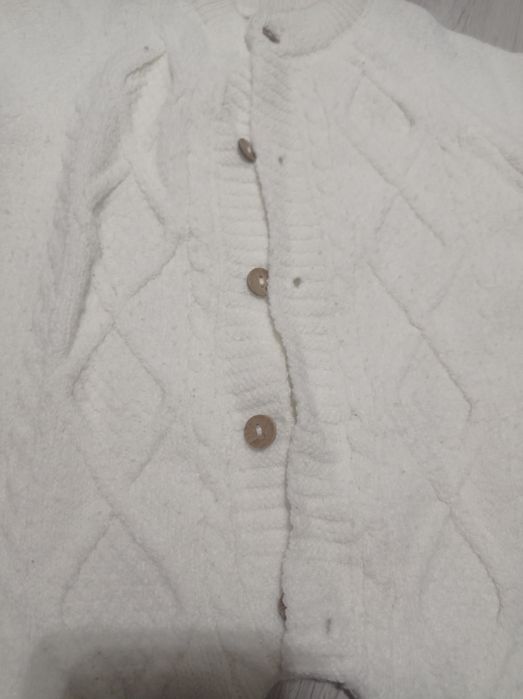 В'язаний теплий чоловічок