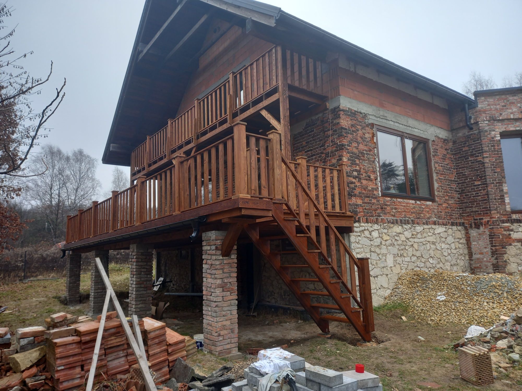 zadaszenie tarasu / pergola / taras drewniany / altana