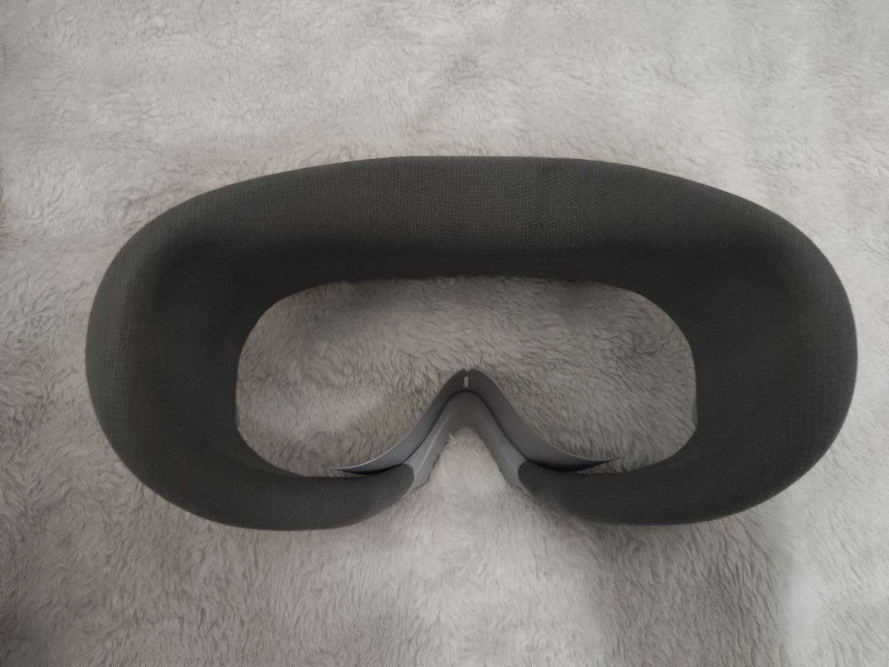 Gogle VR Pico 4 - badrzo dobry stan.