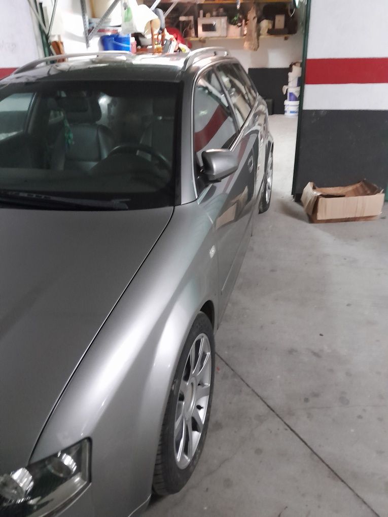 Carinha audi A 4 B6 1900 de 130 cavalos