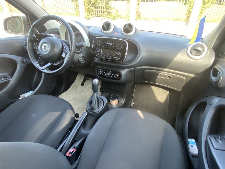 Продам Smart ForFour 2017 модельный год в отличном состоянии!