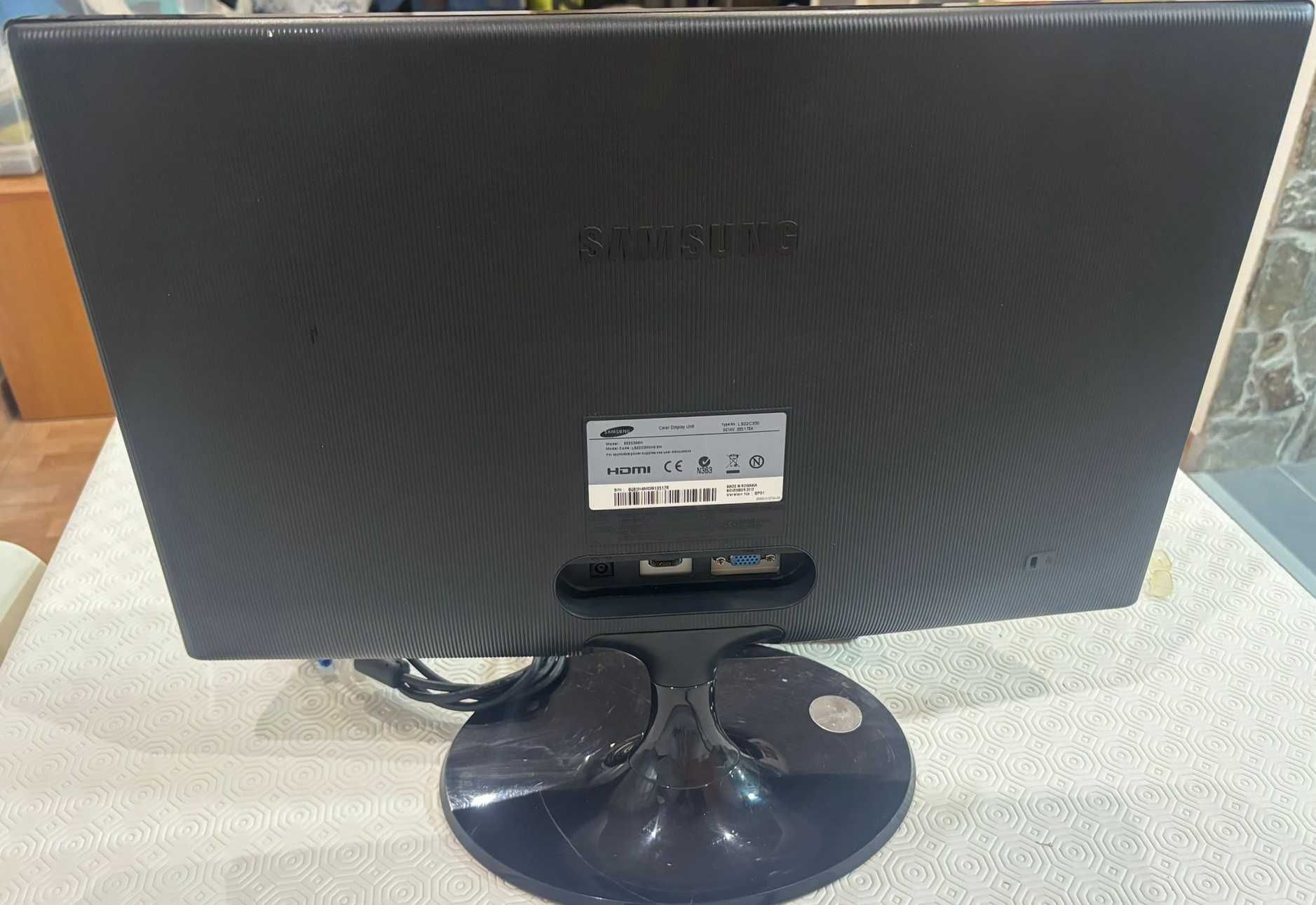 Vendo monitor samsung de 21"