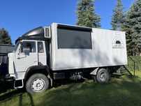 STAR 1142 Foodtruck do pizzy piec opalany drewnem przyczepa pizza