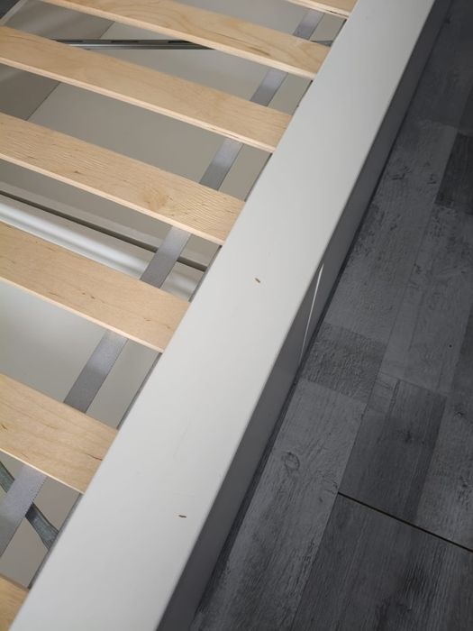 Cama solteiro IKEA Malm 90x200