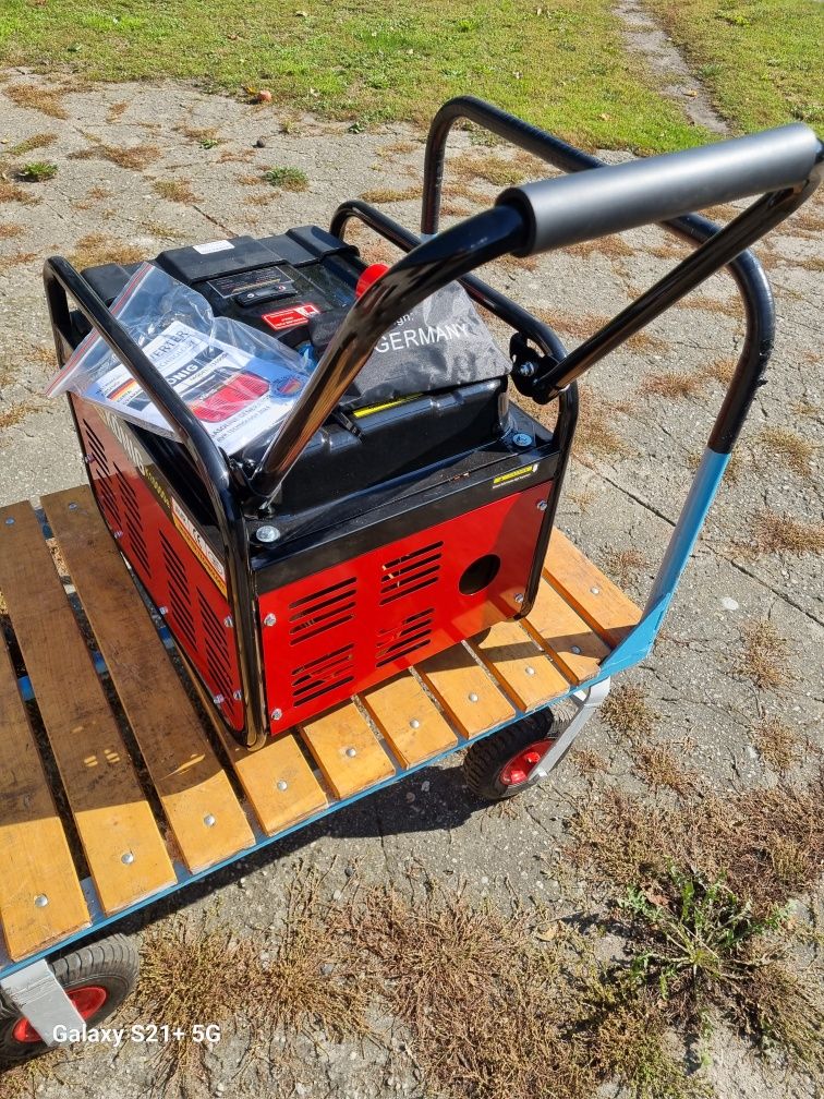 Agregat prądotwurórczy na kołach 12 V , 230 V - 380 V, NOWY !!!