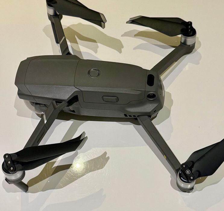 Dron DJI Mavic 2 PRO wykonano 10 lotów od nowości