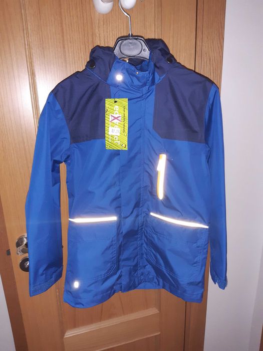 Nowa kurtka w roz. 134/140