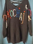 Sweter unikat Kochaj kolorowy handmade