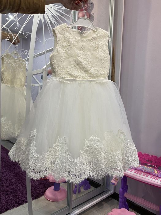 Святкова сукня ( нарядное платье)