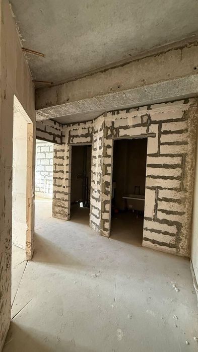 Продам большую 2 комнатную квартиру ЖК Вернисаж (Таирова) 3-228-242