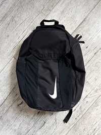Рюкзак Nike чорний