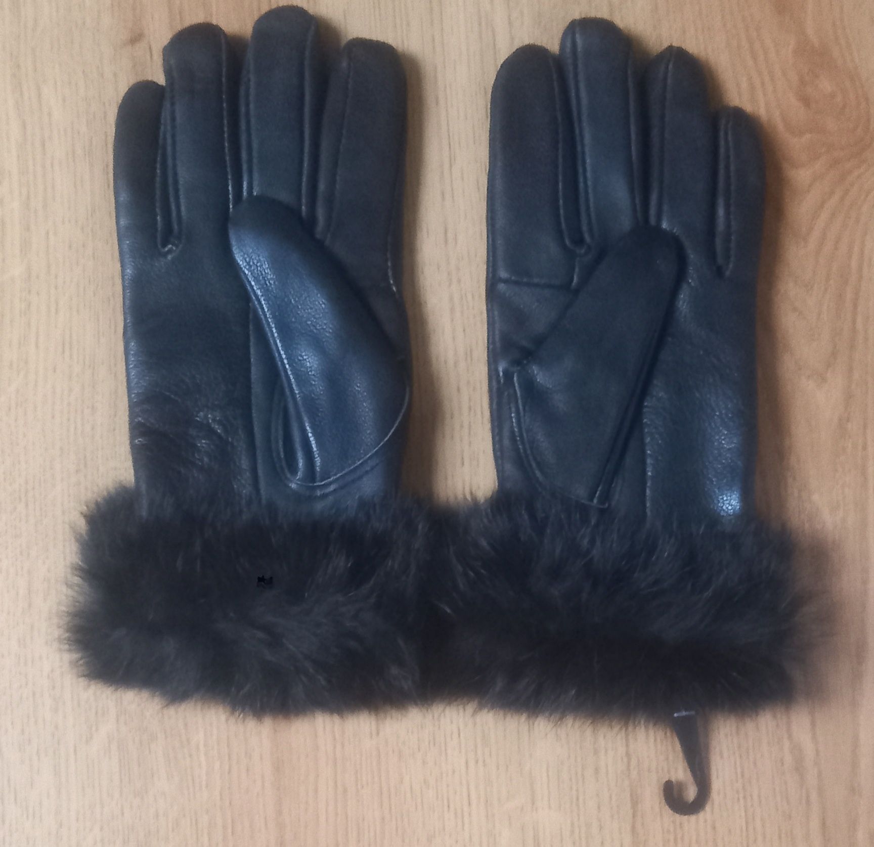 Rękawiczki nowe jesienno/zimowe 100% skórzane damskie ciepłe futerko