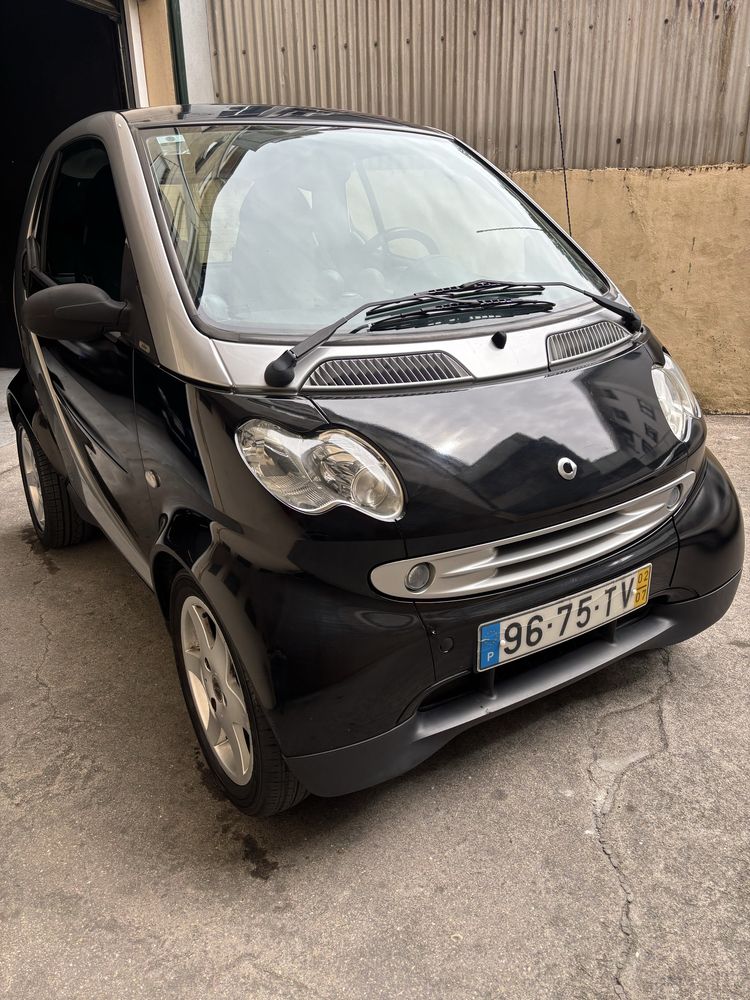 Smart ForTwo Coupe 85Milkm Nacional Reservado