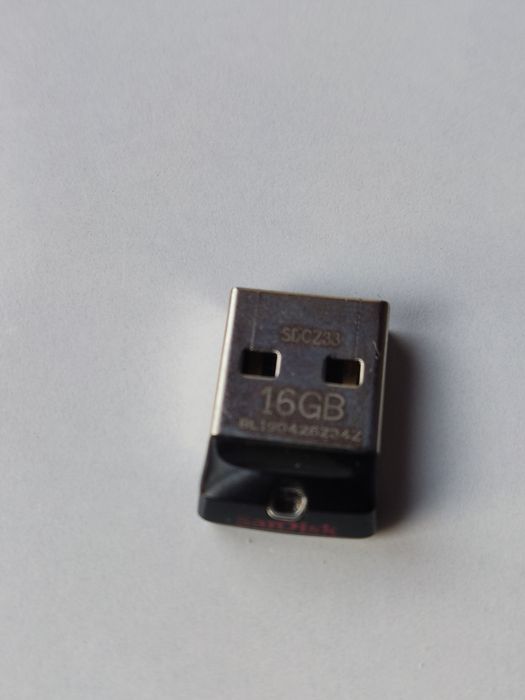 Usb mini flash sandisk 16 gb, міні флешка 16 гб.