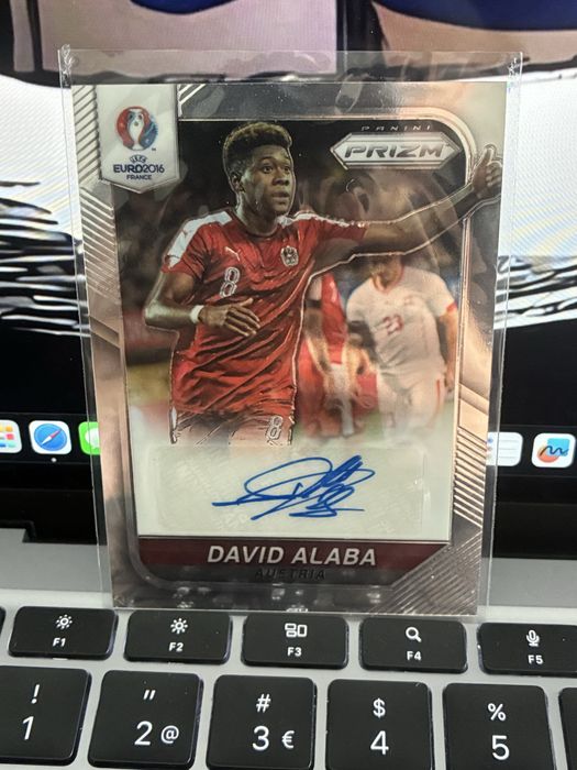Robbie Keane (AU) & David Alaba (AU) - Panini Prizm Euro 2016