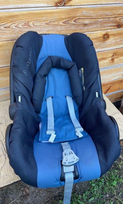 Дитяче Автокрісло maxi-cosi 0-12 місяців