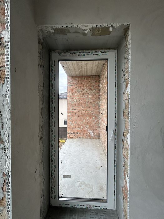 Сучасний ДУПЛЕКС : гараж + приватна ділянка