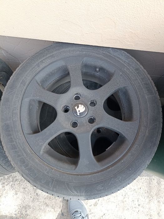 Продам титани R16 Skoda