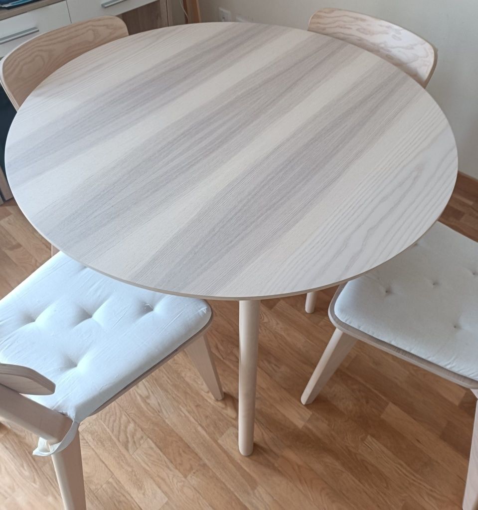 Mesa refeição IKEA LISABO nova
