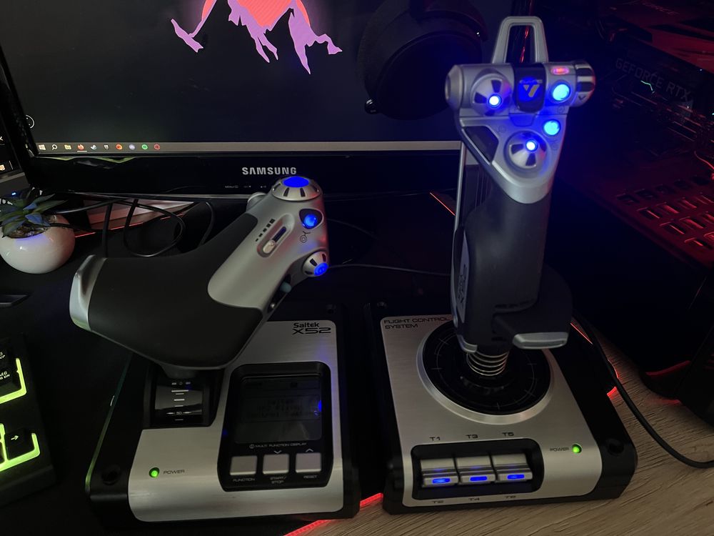 Kontroler Saitek X52 Flight Control System