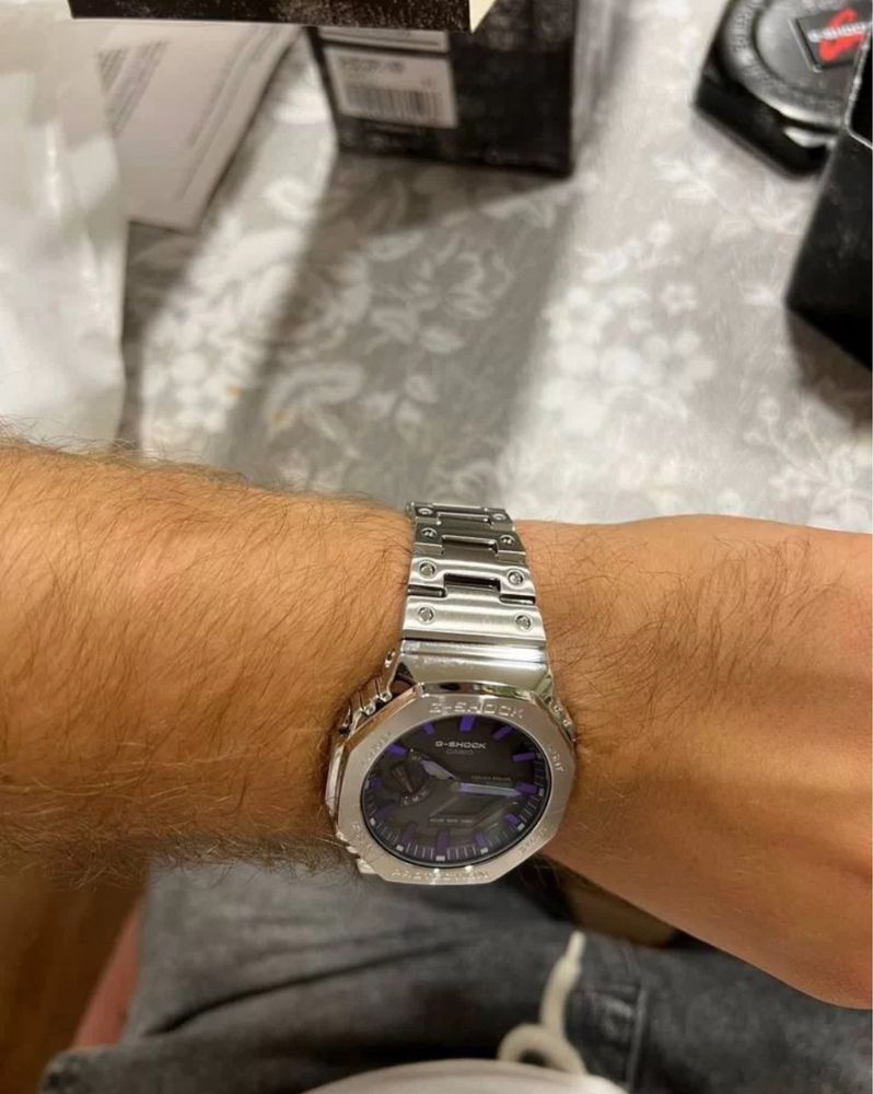Часы мужские Casio G-shock GM-B2100PC-1A