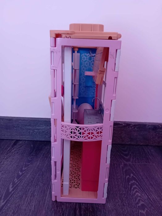 Rozkładany domek Barbie