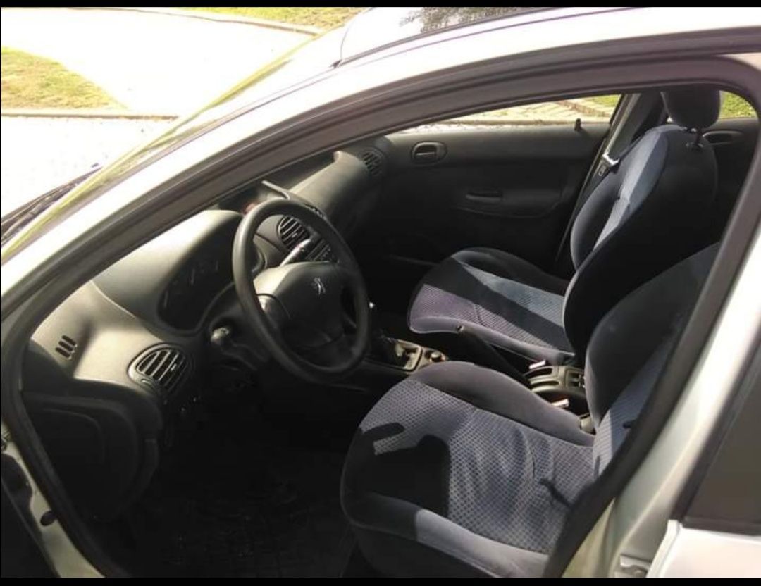 Peugeot 206 gasolina