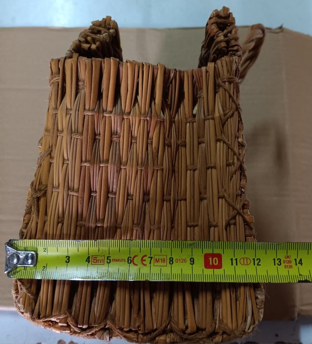 Cesta de verga pequena