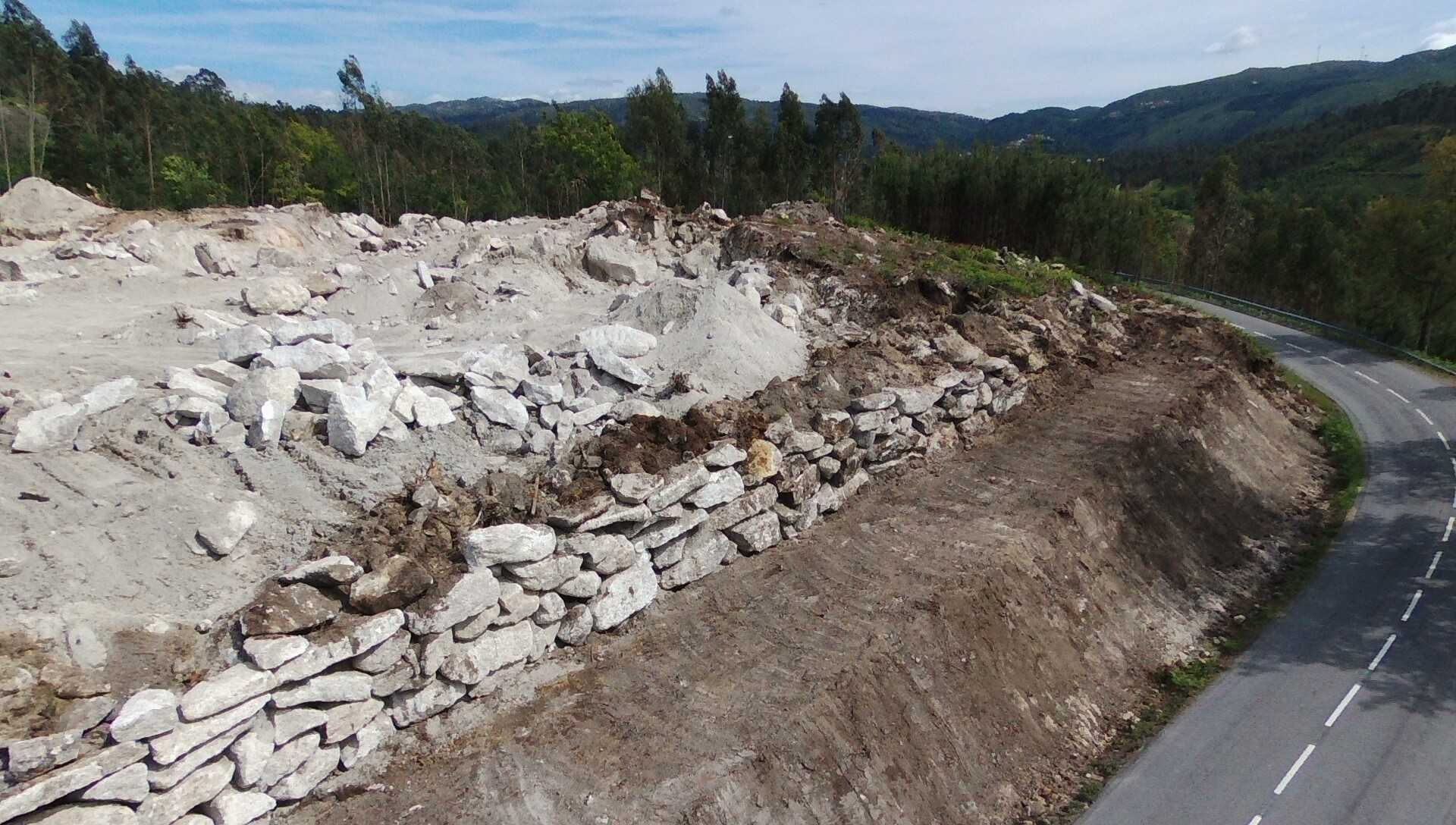 Terreno Urbano 7.000m2 - com Projeto aprovado ao teleski do Ermal