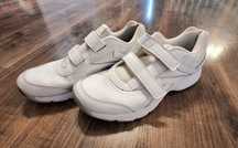 Reebok skóra r.44