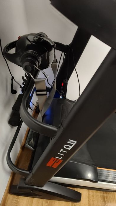 Bieżnia elektryczna do 180 kg