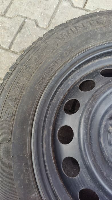 Zestaw 4 opon zimowych na felgach Suzuki SX4 Grand Vitara r 16 205/