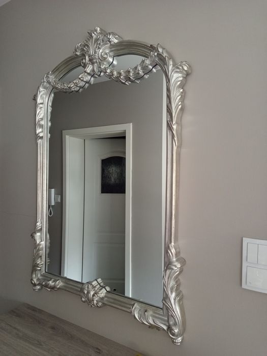 Lustro, srebrna oprawa, wysokość 115, szerokość 78