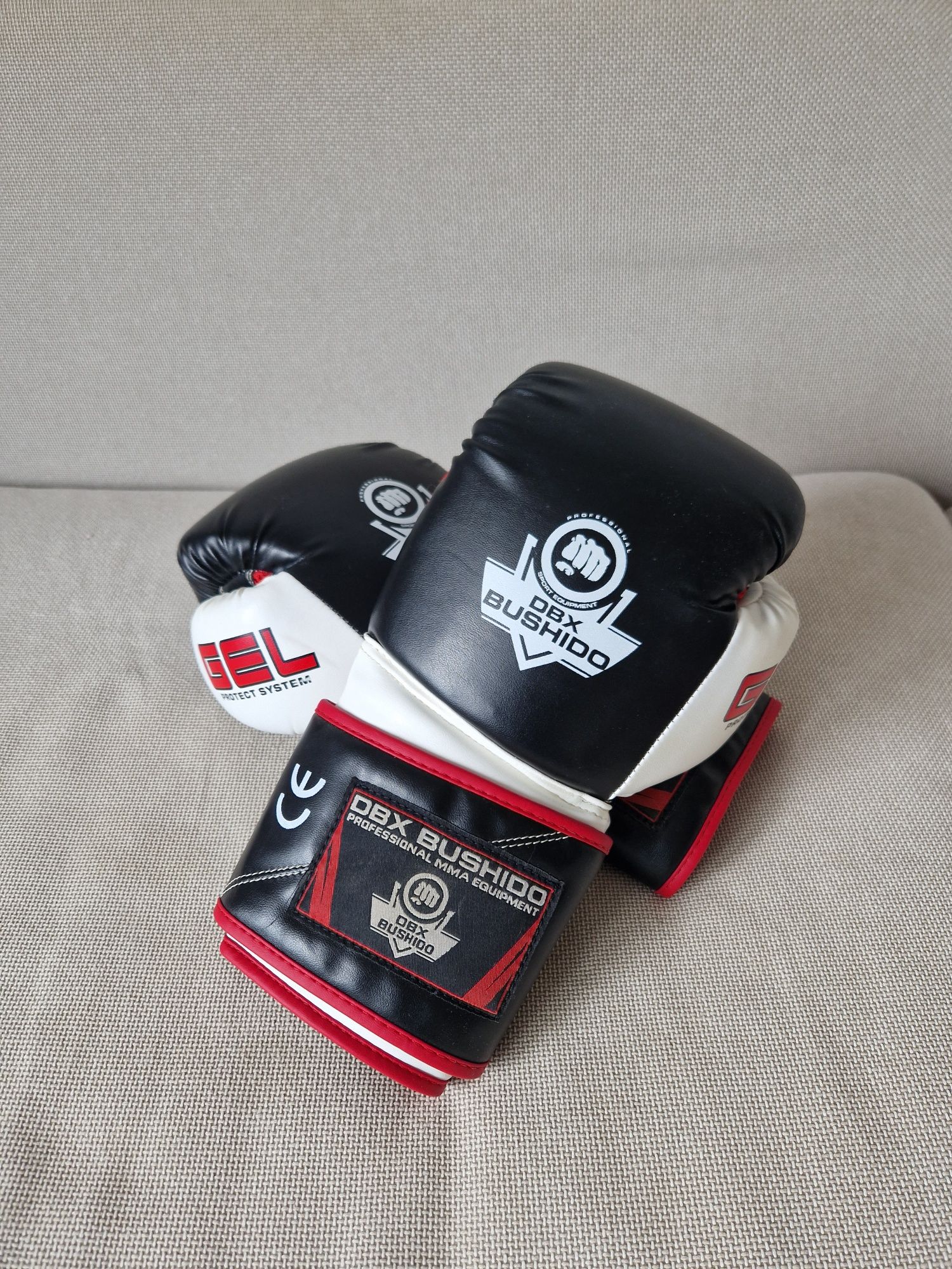 Rękawice bokserskie DBX Bushido 14oz muay thai k1