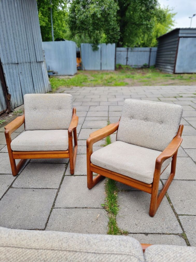 Sofa plus dwa fotele tekowe marki KOMFORT, Dania lata 70 ,mid-century