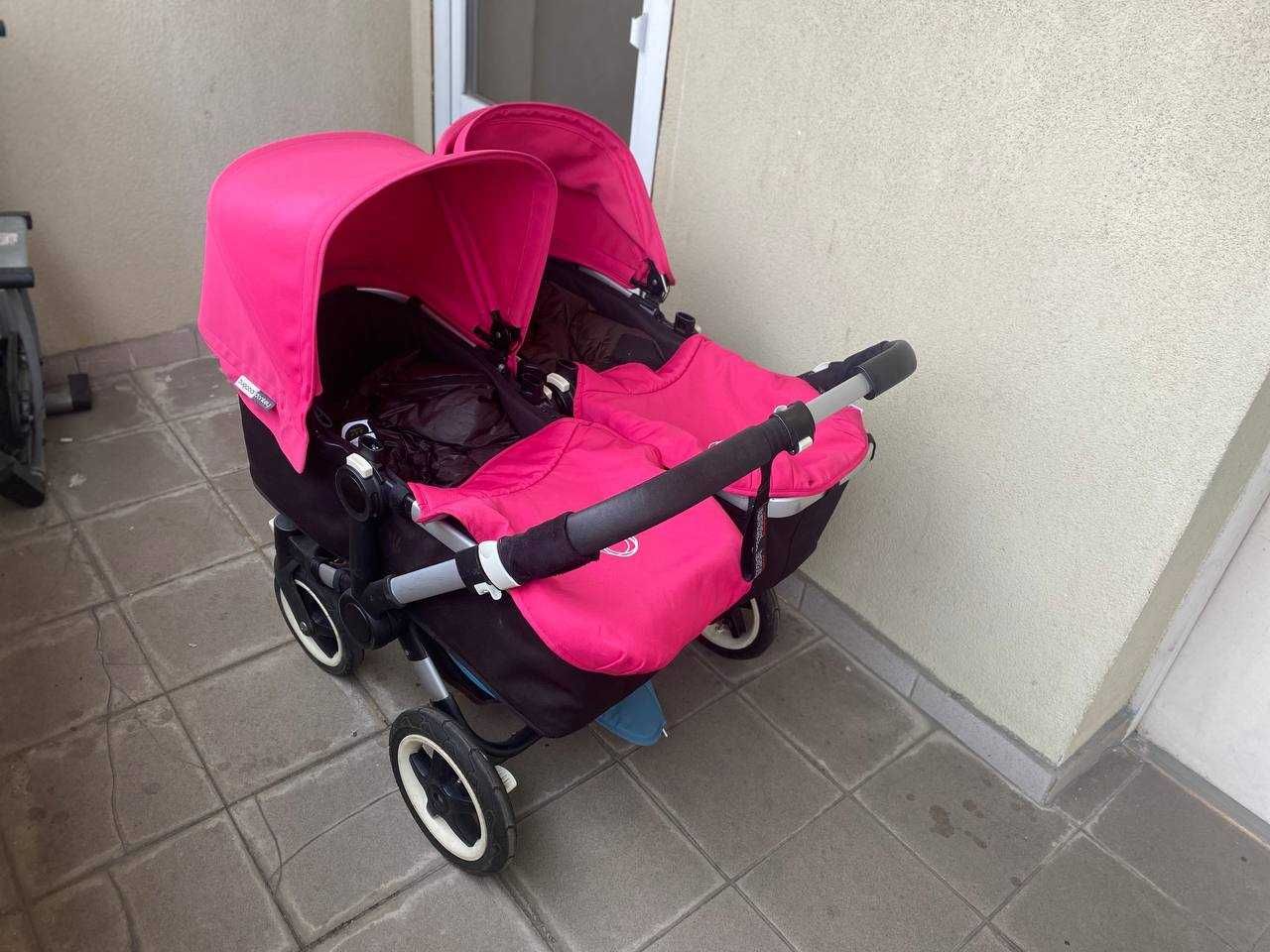 Bugaboo Donkey Twin 2 в 1 коляска для близнюків і погодок