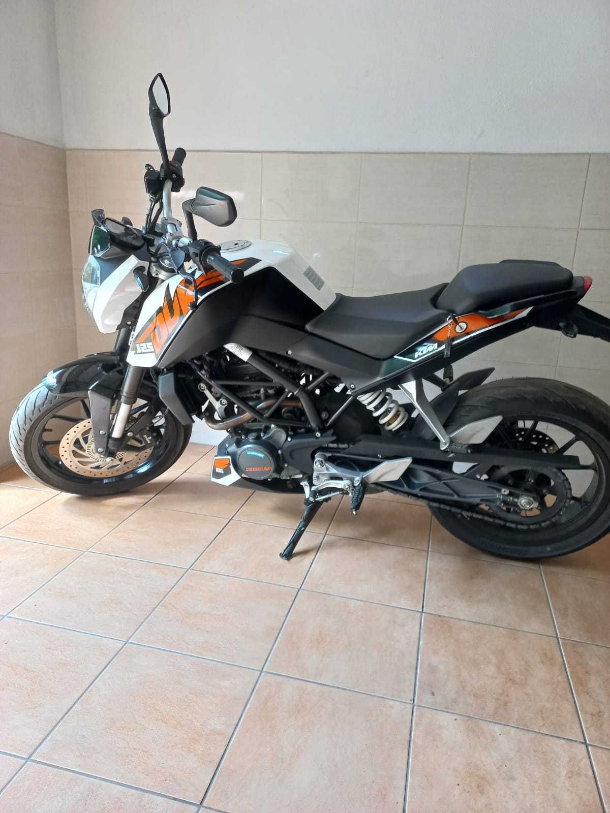 KTM Duke 125. 2016r