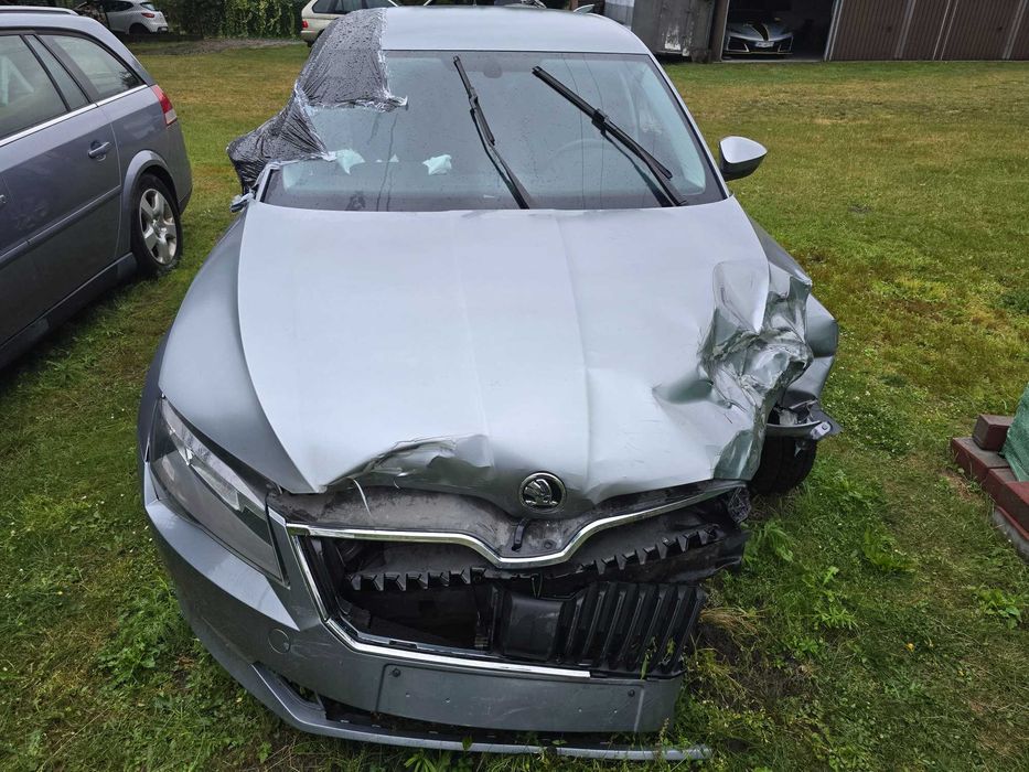 Skoda Superb III 2.0 TDI 2019r. DSG pierwszy wł Uszkodzony Okazja FV