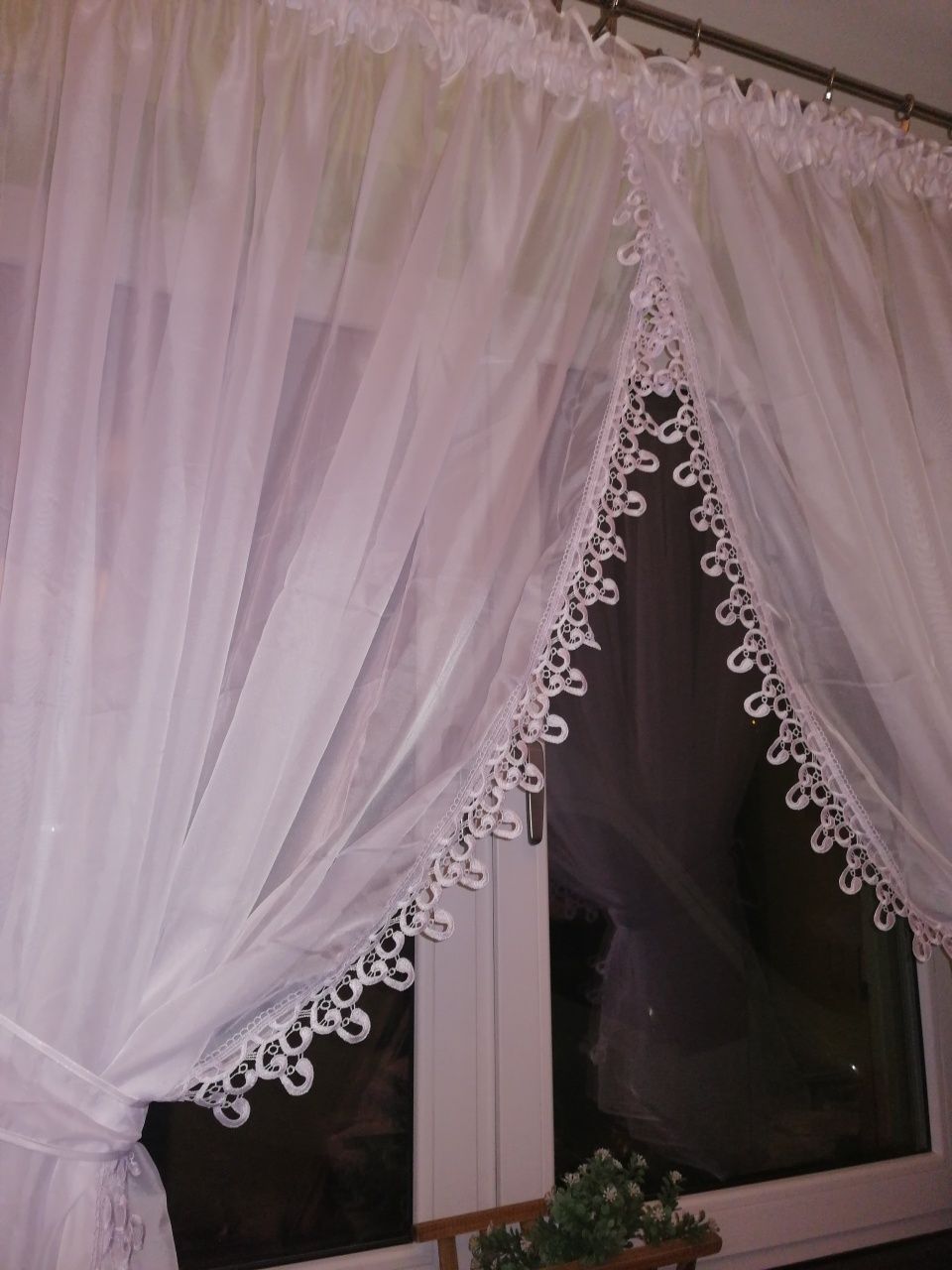 ‼️ SUPER CENA ‼️ Firana salonowa 245x400 z białego woalu z gipiurą