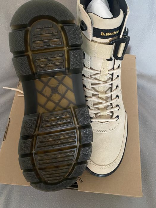 Dr. Martens Combs Tech Suede 42-27-27.5 max