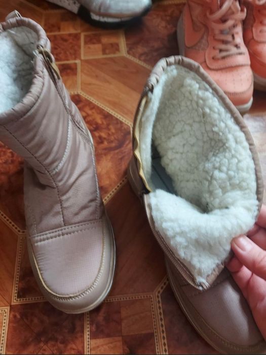 кросовки завышенные ,ботинки фирменные