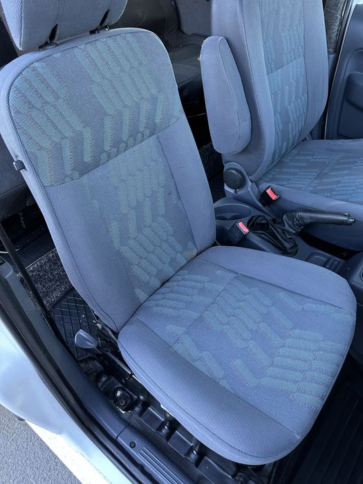 Продам Ford Transit Connect 1.8 TDI – В чудовому стані