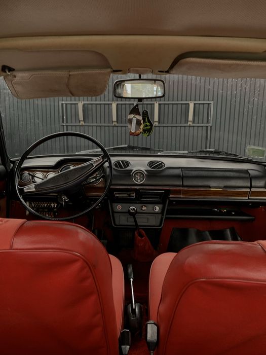 Продаж авто ваз 2106