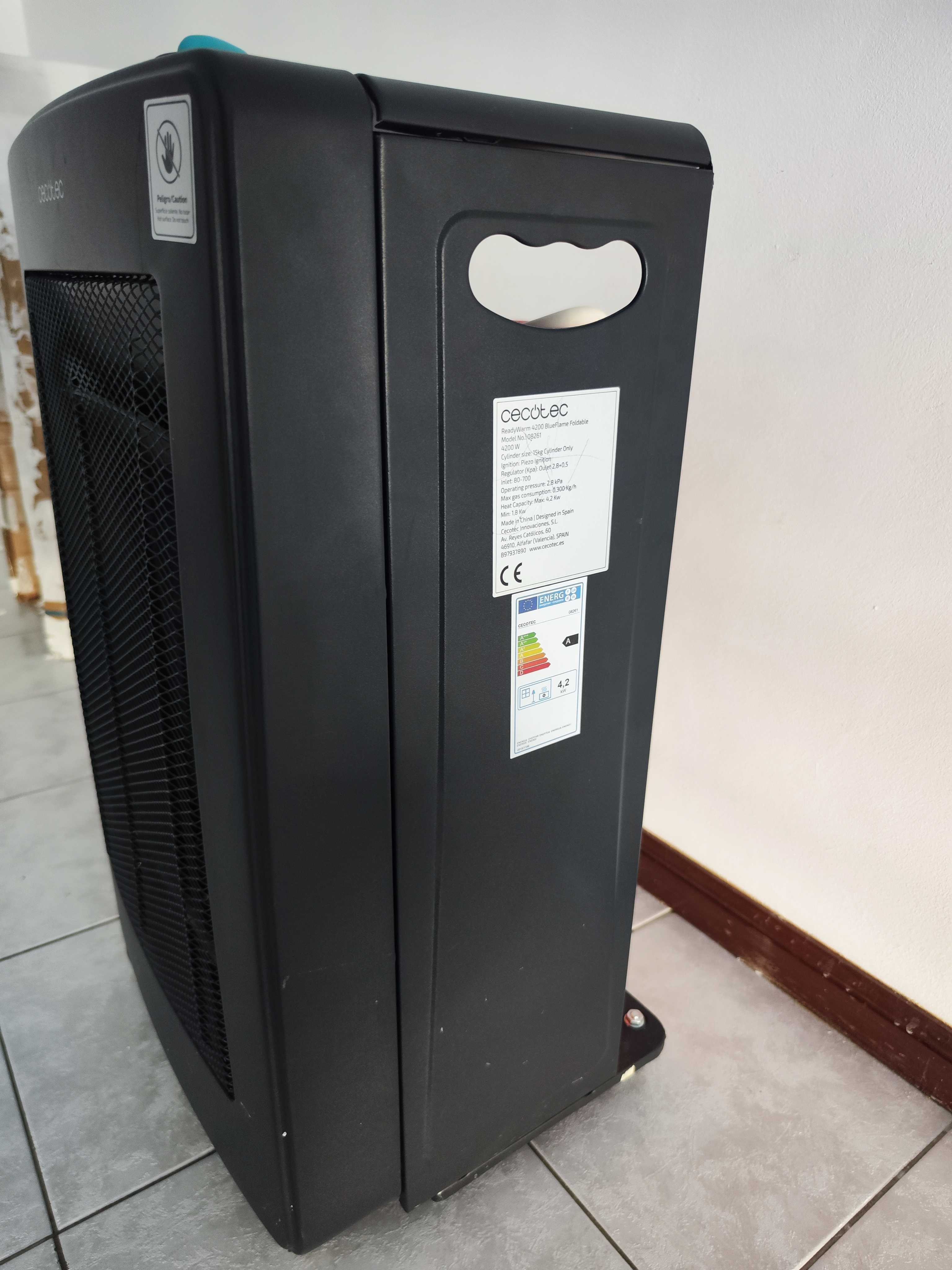 Aquecedor a Gás Cecotec ReadyWarm 4200 BlueFlame Foldable + Botija
