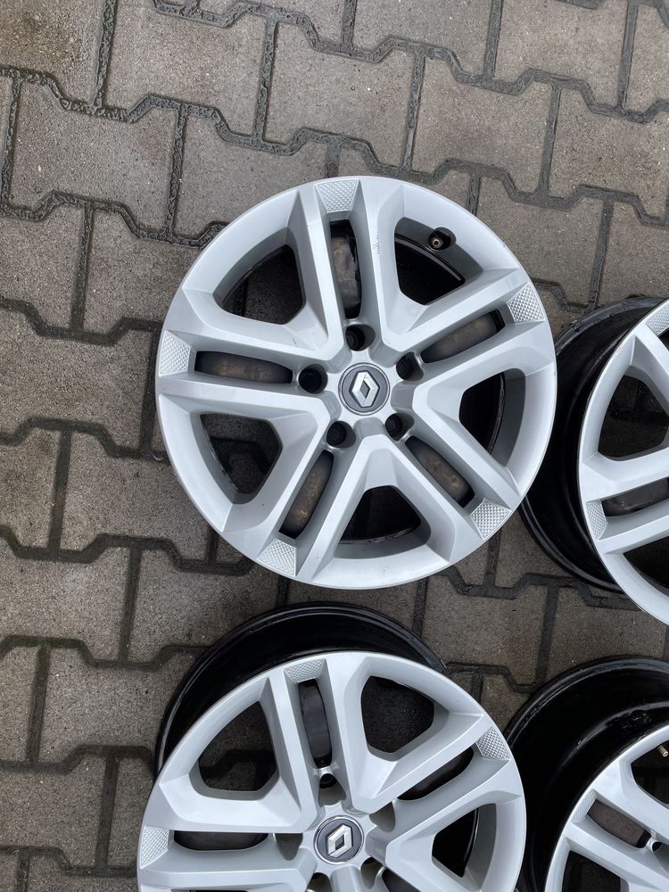 Felgi kola 16 renault megane 4 strukturalne kolpaki czujniki cisnienia