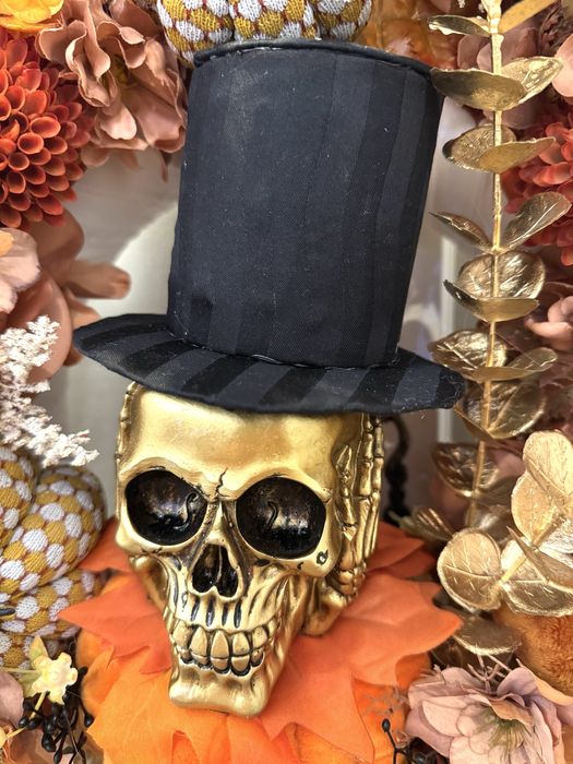 Wianek Halloween czaszka zlota i cylinder