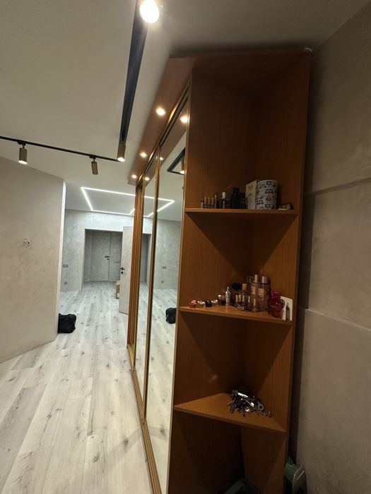 Продаж шкаф - купе