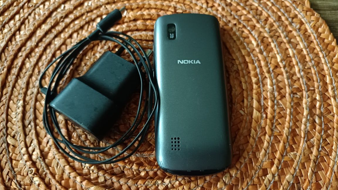 Telefon Nokia 300,Sony K830i