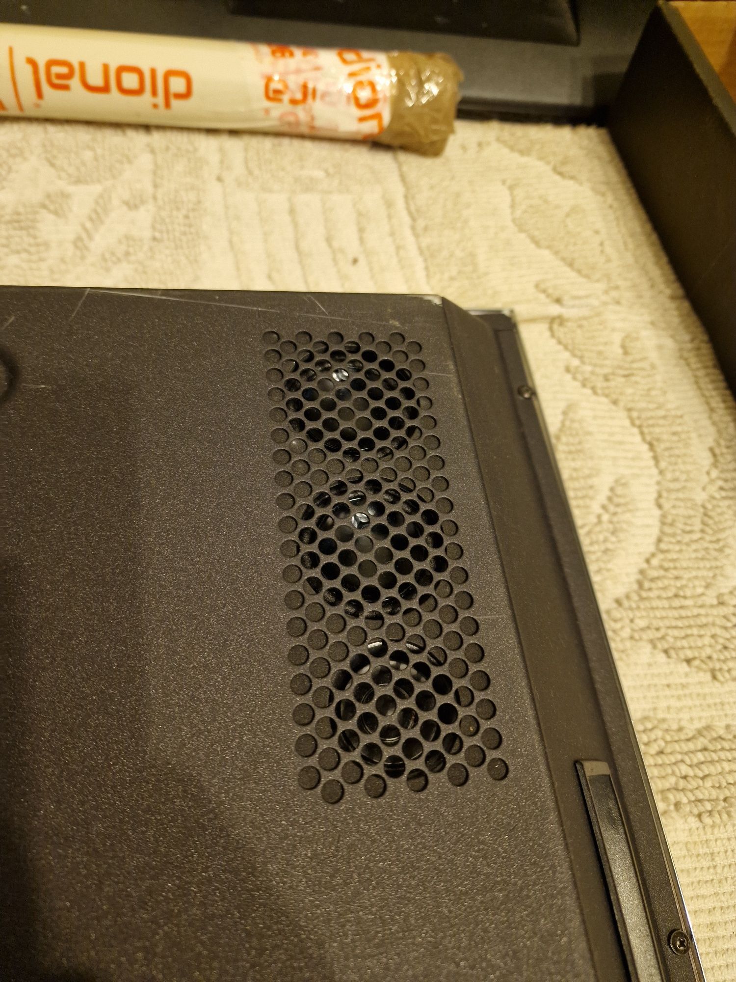TV Hantarex 32" 4 woofers