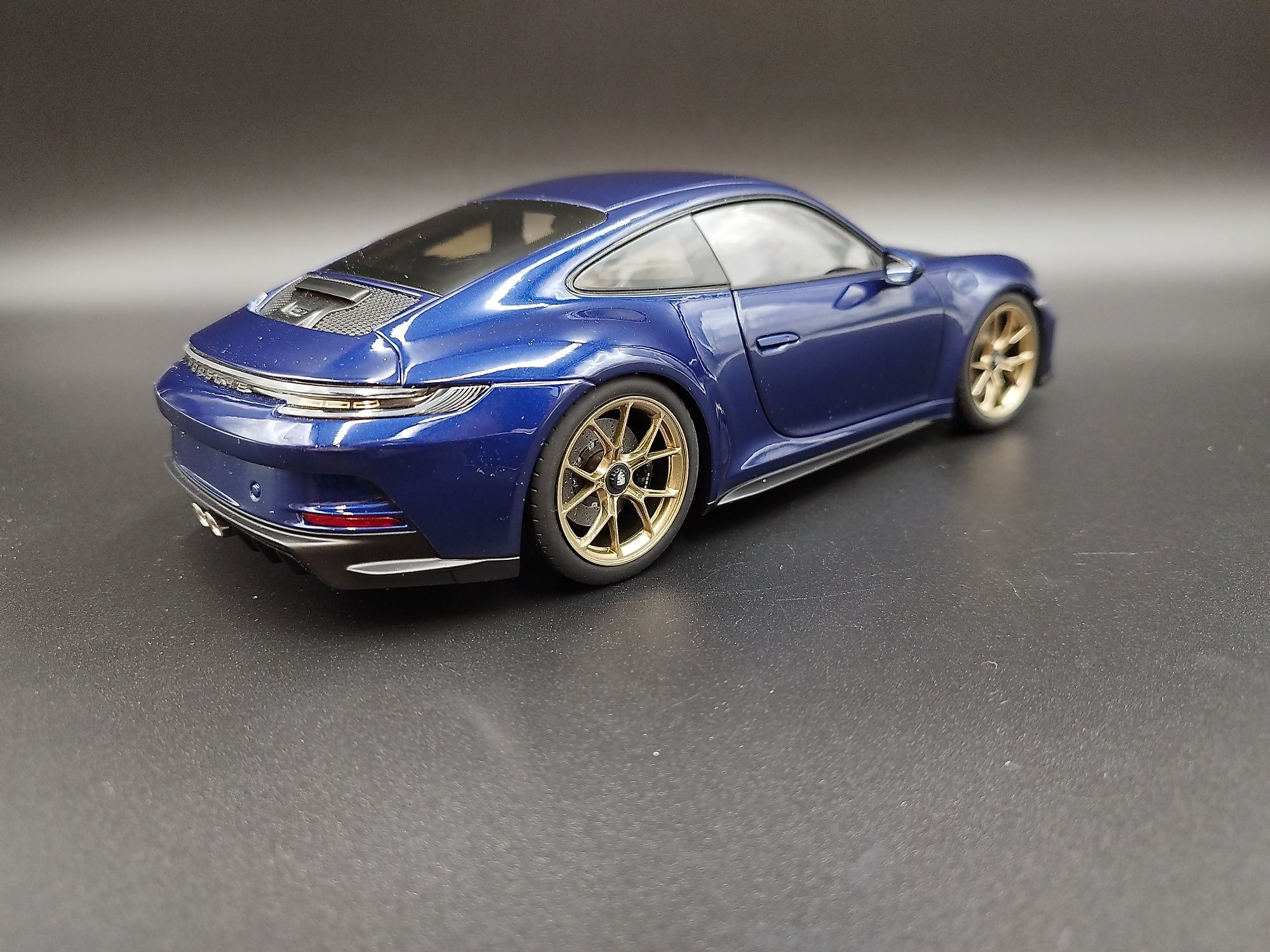 1:18 NOREV Porsche 911 992 GT3 Touring Package Blue  model nowy